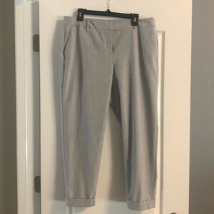 Liz Claiborne gray ankle pant. Size 14